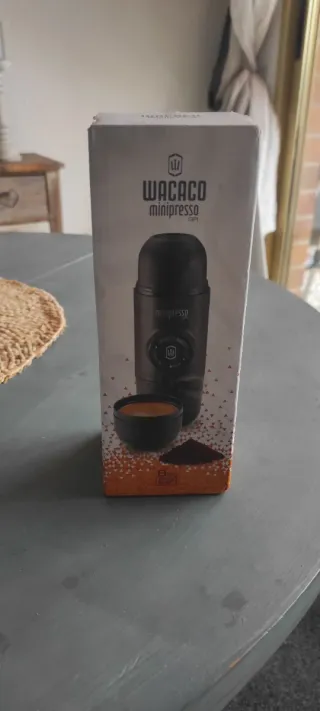 Cafetera WACACO Minipresso