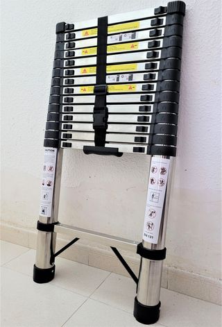 ESCALERA 4.4 METROS TELESCOPICA PLEGABLE A ___