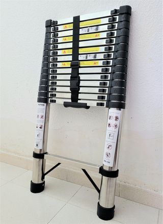 ESCALERA 4.4 METROS TELESCOPICA PLEGABLE A ___