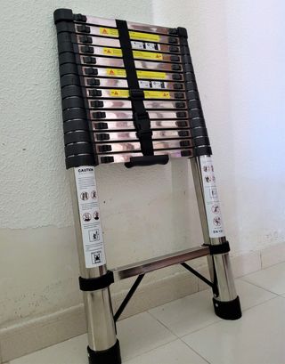 ESCALERA 4.4 METROS TELESCOPICA PLEGABLE A ___