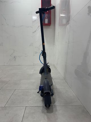 Patinete eléctrico Xiaomi Mi Electric Scooter 3
