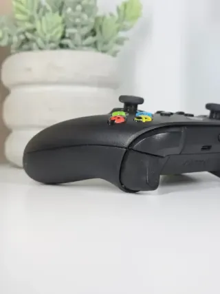 Xbox Series X 1tb Mando Negro