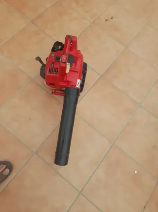 Sopladora Honda HHB 25 4StRoKE motor GX 25