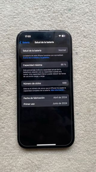 iPhone 15 Medianoche