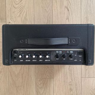 Amplificador Fender Mustang I (v.2)