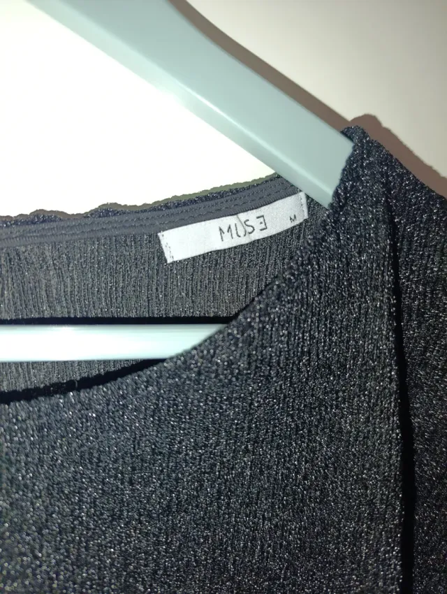 Vestido negro con brillo