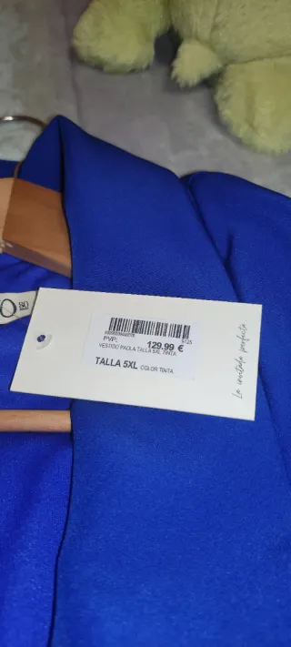 Vestido azul con volantes