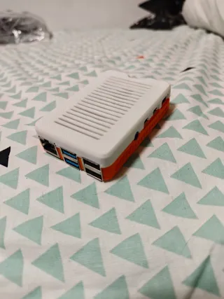 Raspberry Pi 4 - Carcasa