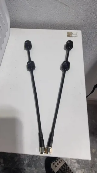 2 Antenas FPV GEPRC Momoda2 SMA RHCP