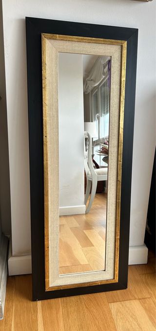 Espejo Marco Negro y Dorado