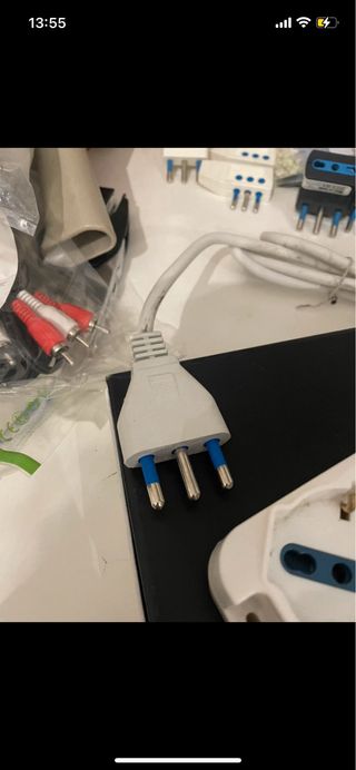 Multipresa bianca con interruttore