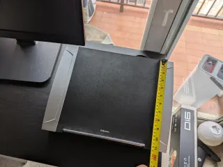 PACK Teletrabajo: Escritorio + Monitor LG 24+Silla