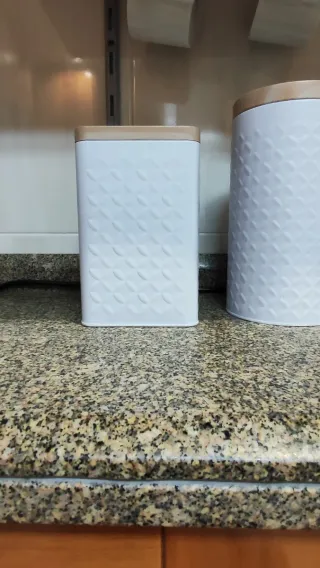 Mueble auxiliar cocina madera cerezo y granito