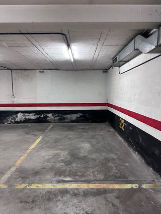 Alquiler parcela de garaje calle Autonomia