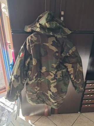 Giubbino militare impermeabile Italia