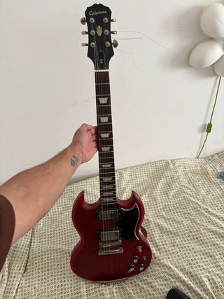 Epiphone SG Color Caoba