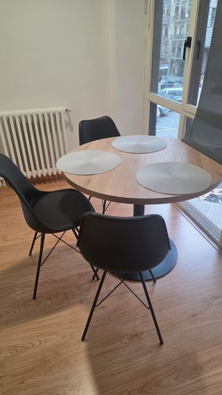 Mesa de oficina para 4 personas