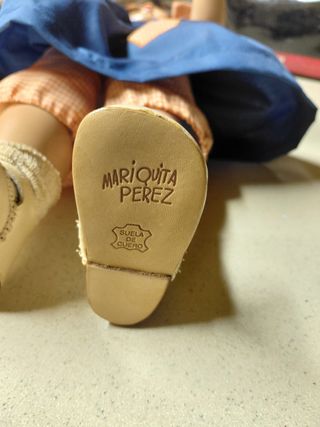Bambola originale Mariquita Pérez (CE-1998) con abbigliamento