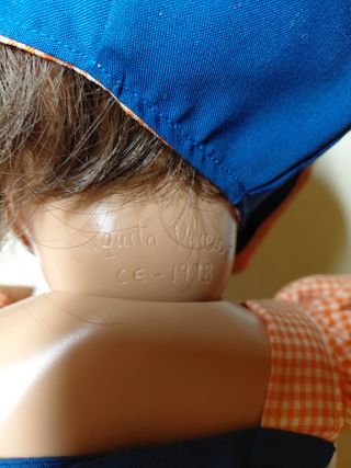 Bambola originale Mariquita Pérez (CE-1998) con abbigliamento