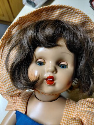 Bambola originale Mariquita Pérez (CE-1998) con abbigliamento