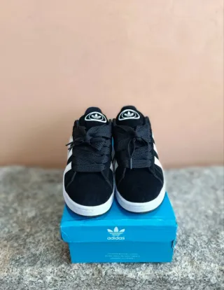 Adidas Campus 00s Negras y Blancas