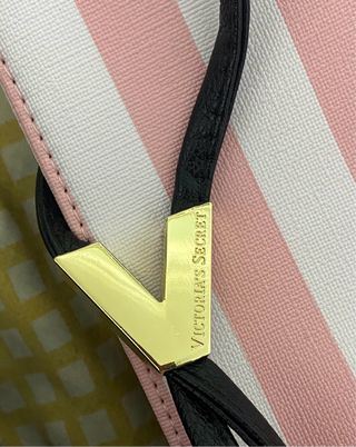 Bolso Victoria's Secret Rayas Rosas y Blancas