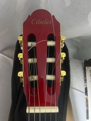 Guitarra Clásica Roja Ronda
