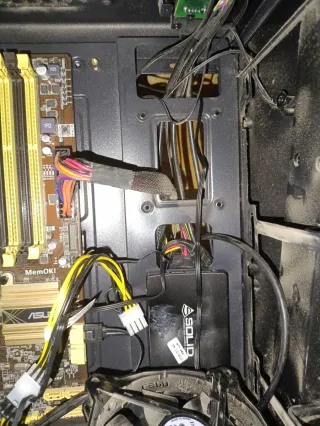 Torre PC Tempest Negra