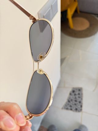 Gafas de sol Guess aviador rosas y plateadas