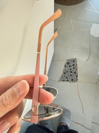 Gafas de sol Guess aviador rosas y plateadas