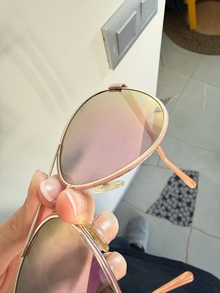 Gafas de sol Guess aviador rosas y plateadas