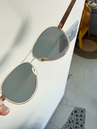 Gafas de sol Guess aviador rosas y plateadas