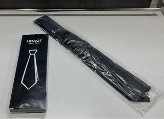 Corbata Negra URAQT para Hombre
