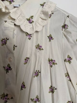 Blusa floral blanca talla 34