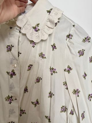 Blusa floral blanca talla 34