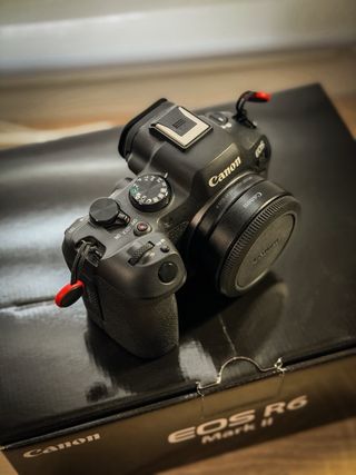 Canon EOS R6 Mark II