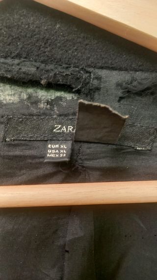Abrigo corto negro ZARA Talla XL