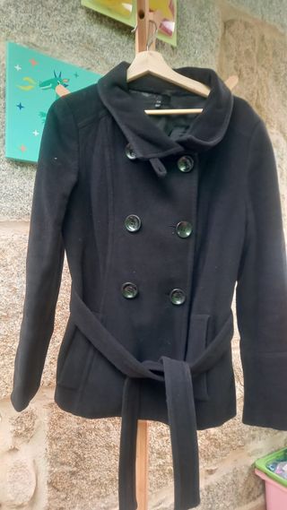 Abrigo corto negro ZARA Talla XL