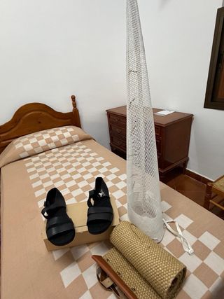 Túnica Nazareno Gran Poder. Completo.