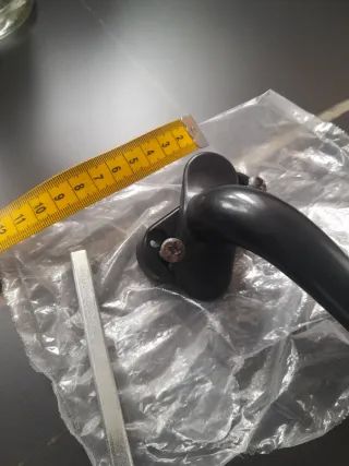 Manivela negra para ventana