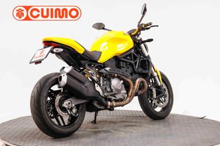 DUCATI MONSTER 821