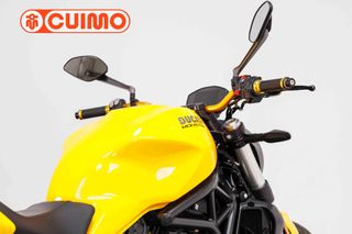 DUCATI MONSTER 821