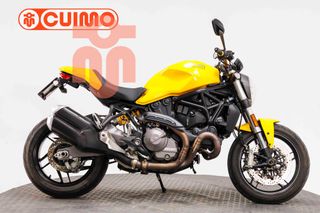 DUCATI MONSTER 821