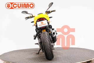 DUCATI MONSTER 821
