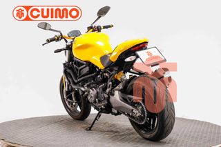DUCATI MONSTER 821