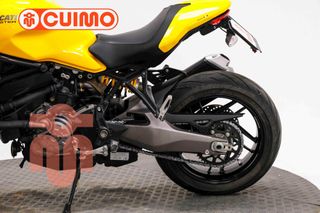 DUCATI MONSTER 821