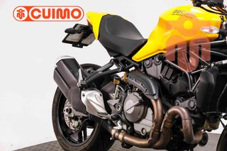 DUCATI MONSTER 821