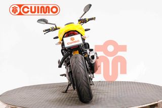 DUCATI MONSTER 821
