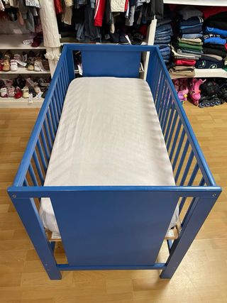 Cuna Ikea azul
