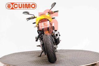 DUCATI MONSTER 821
